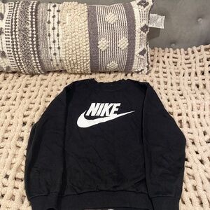Nike Sweatshirt Boys EUC